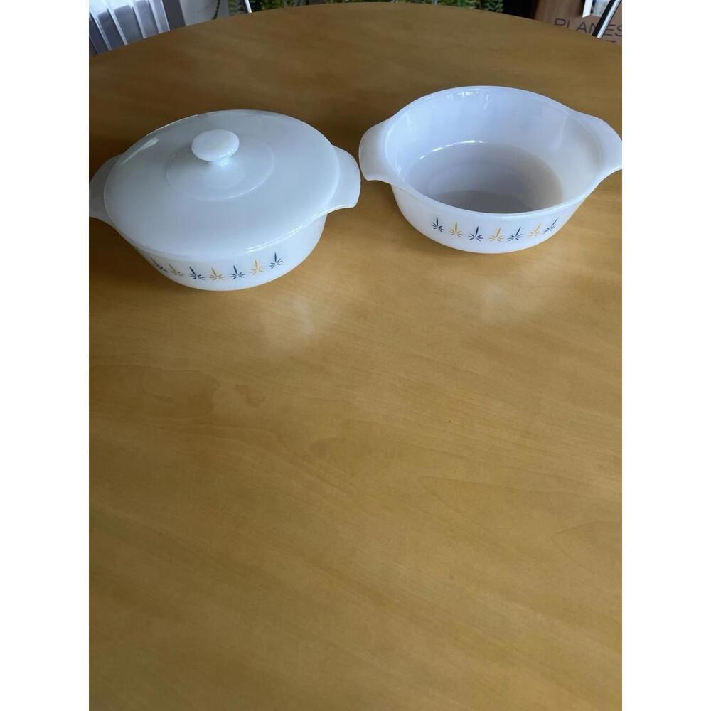 Anchor Hocking Vintage Fire King Candle Glow 1 1/2 QT Glass Casserole